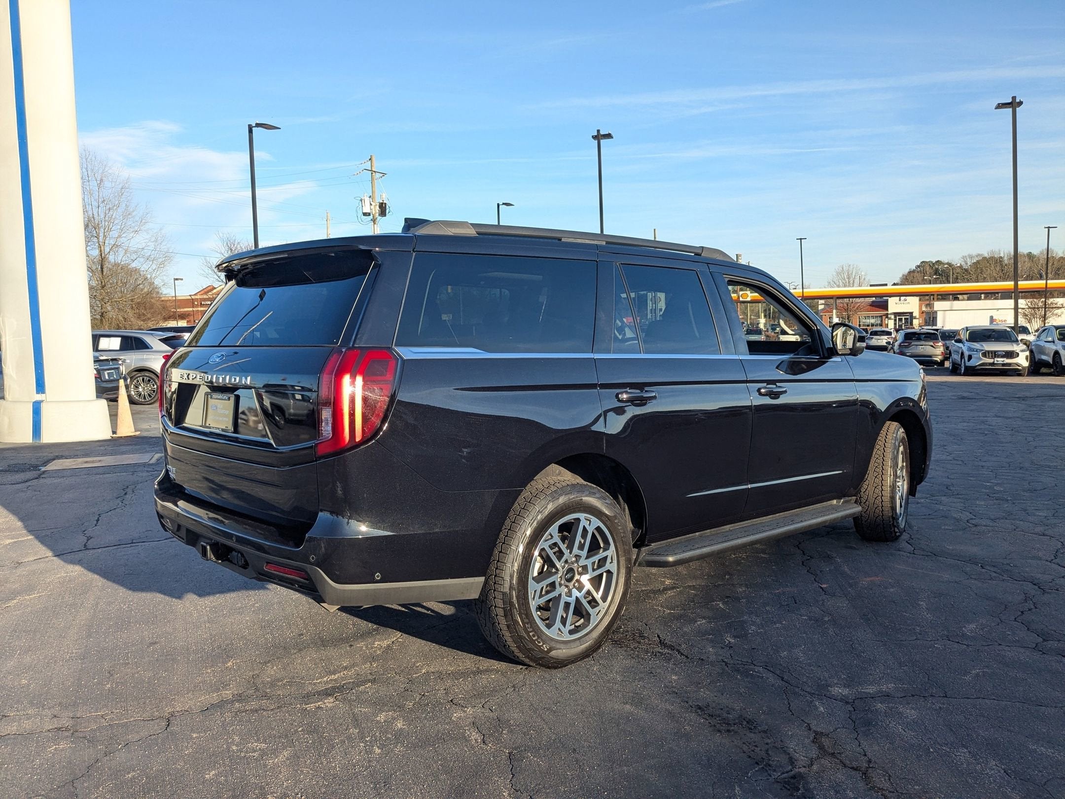 2025 Ford Expedition Active