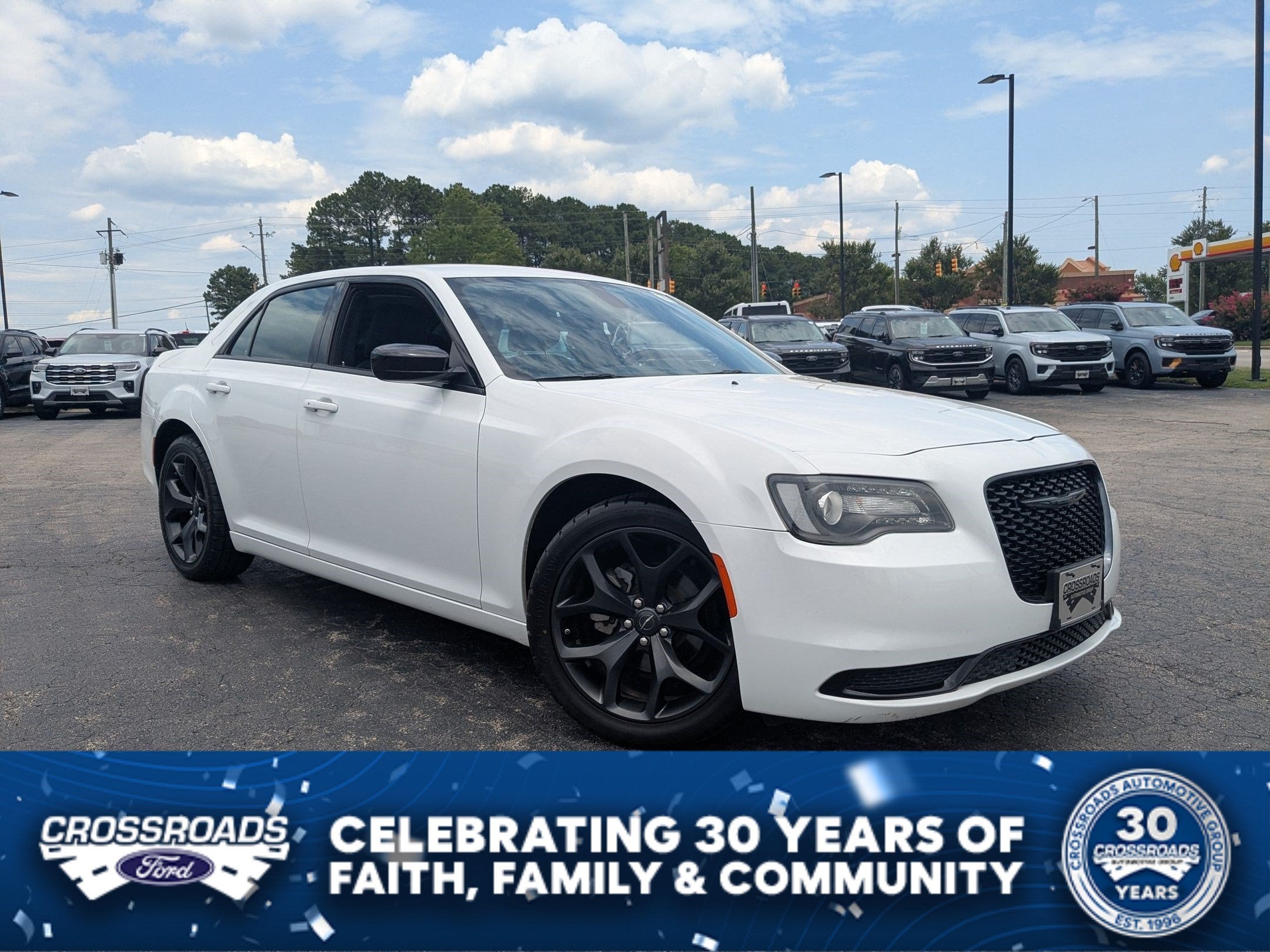 2023 Chrysler 300 Touring