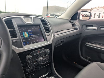 2023 Chrysler 300 Touring
