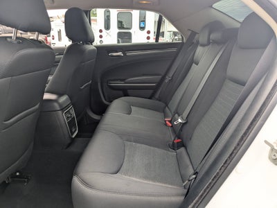 2023 Chrysler 300 Touring