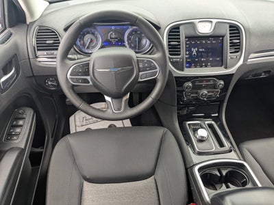 2023 Chrysler 300 Touring