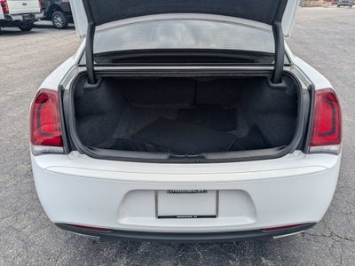 2023 Chrysler 300 Touring