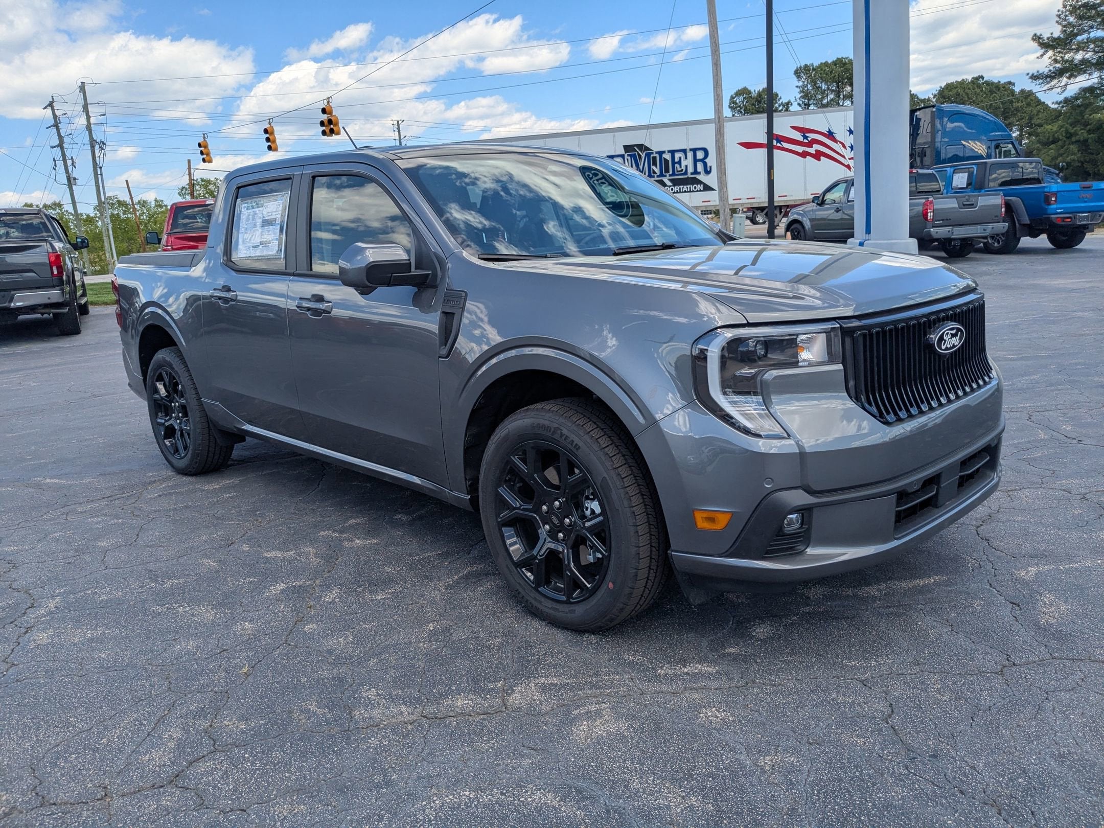 2025 Ford Maverick Lobo High