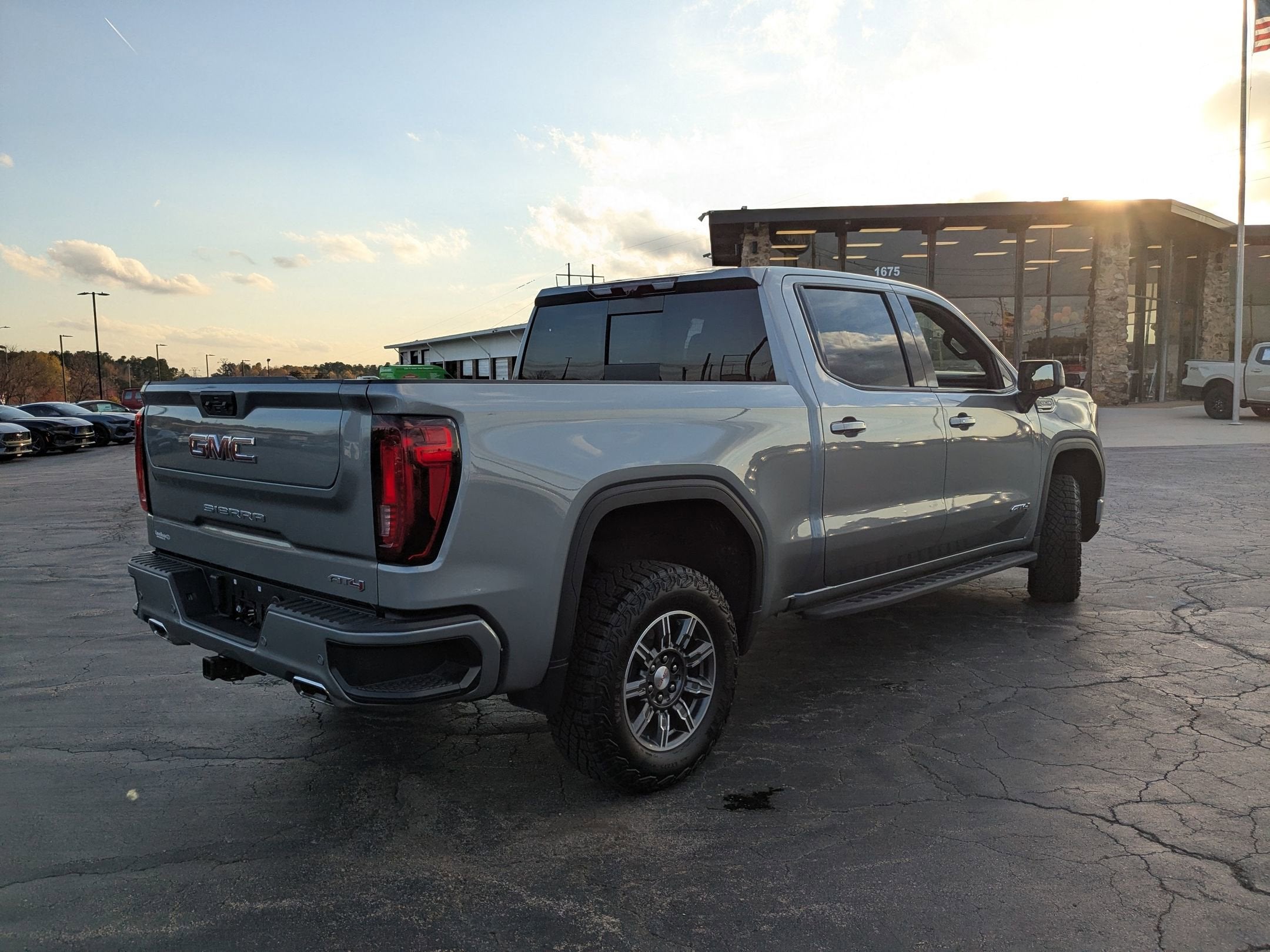 2024 GMC Sierra 1500 AT4