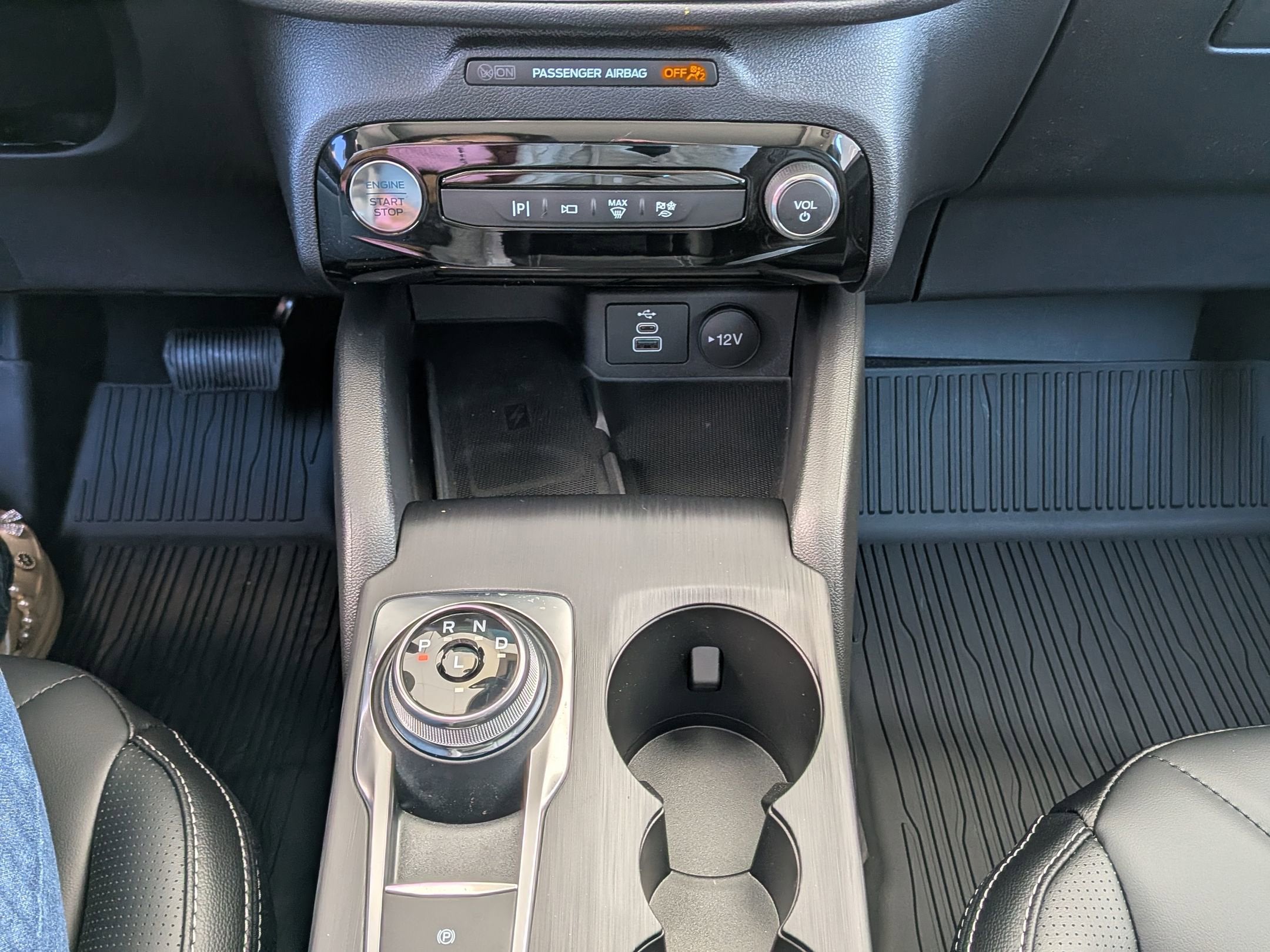 2026 Ford Escape Platinum