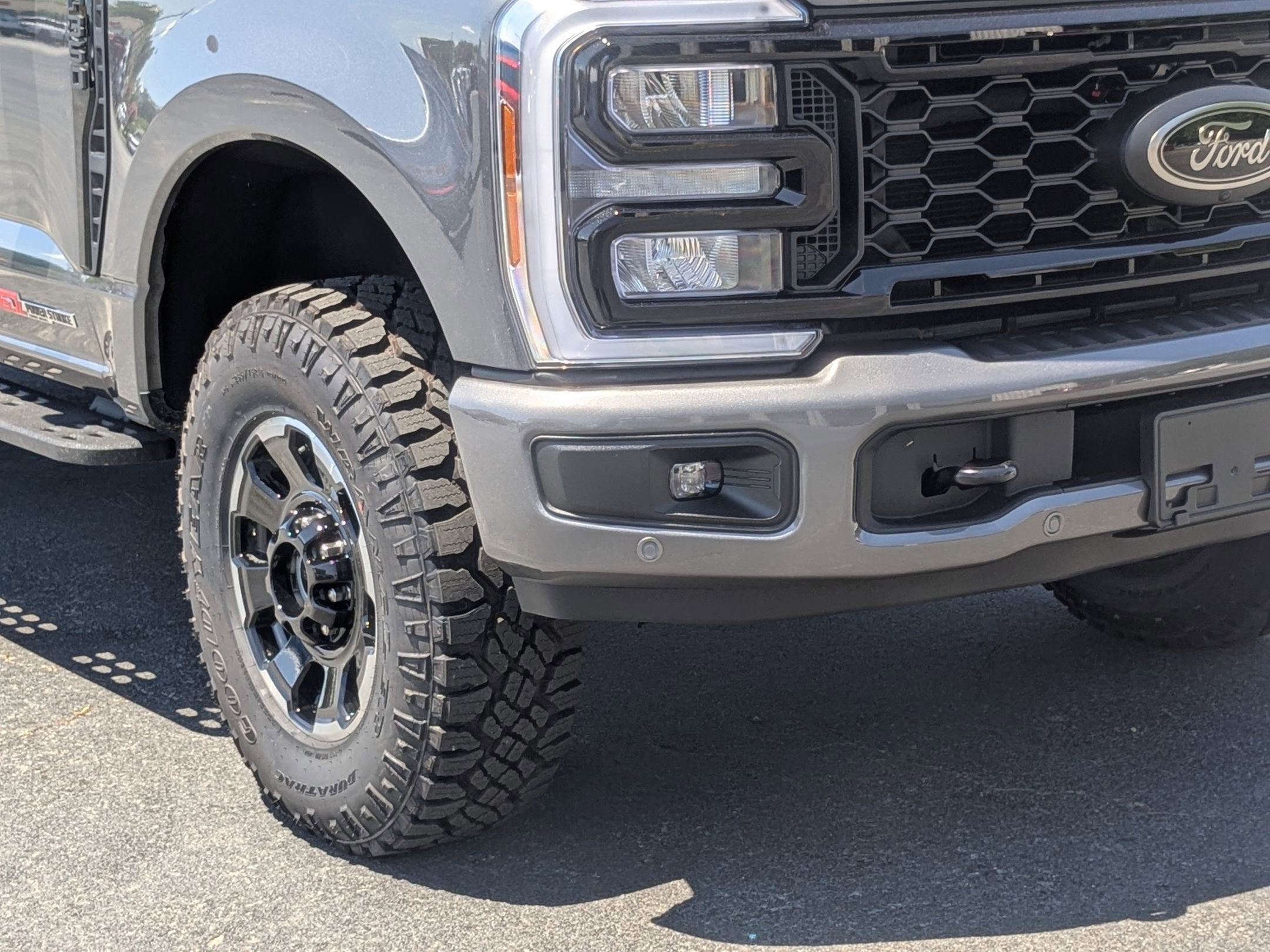 2025 Ford Super Duty F-350 SRW LARIAT