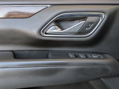 2022 GMC Yukon XL SLE