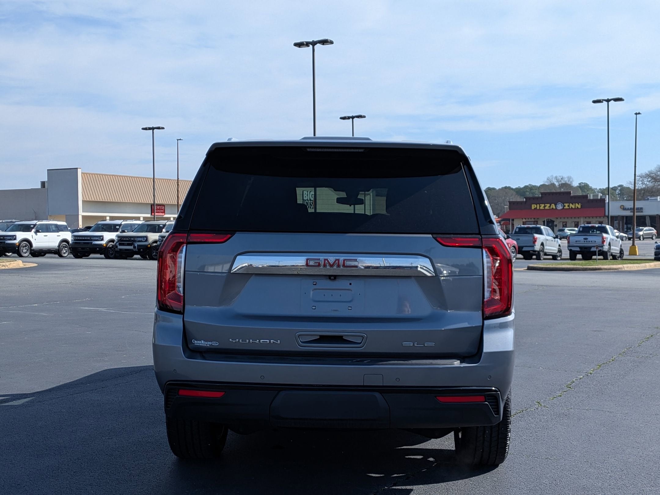 2022 GMC Yukon XL SLE