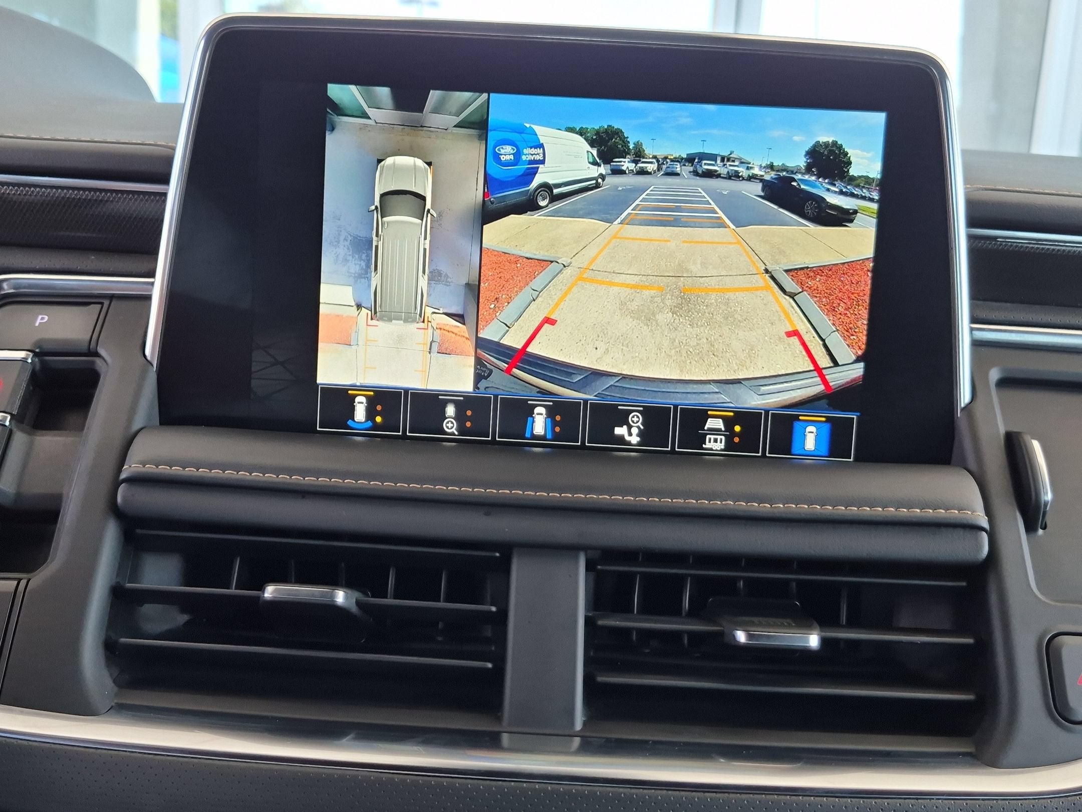 2023 GMC Yukon AT4