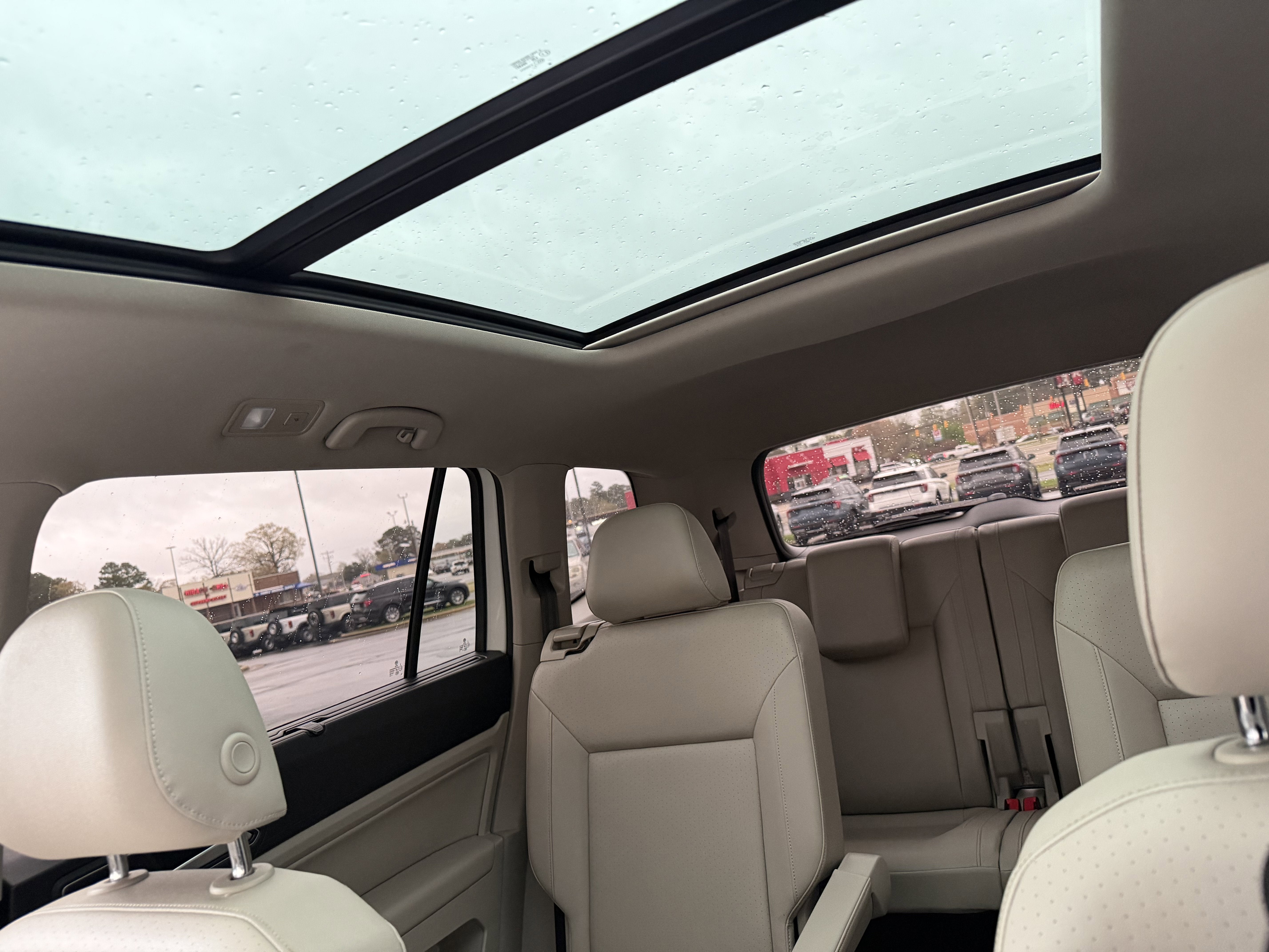 2019 Volkswagen Atlas 3.6L V6 SEL R-Line