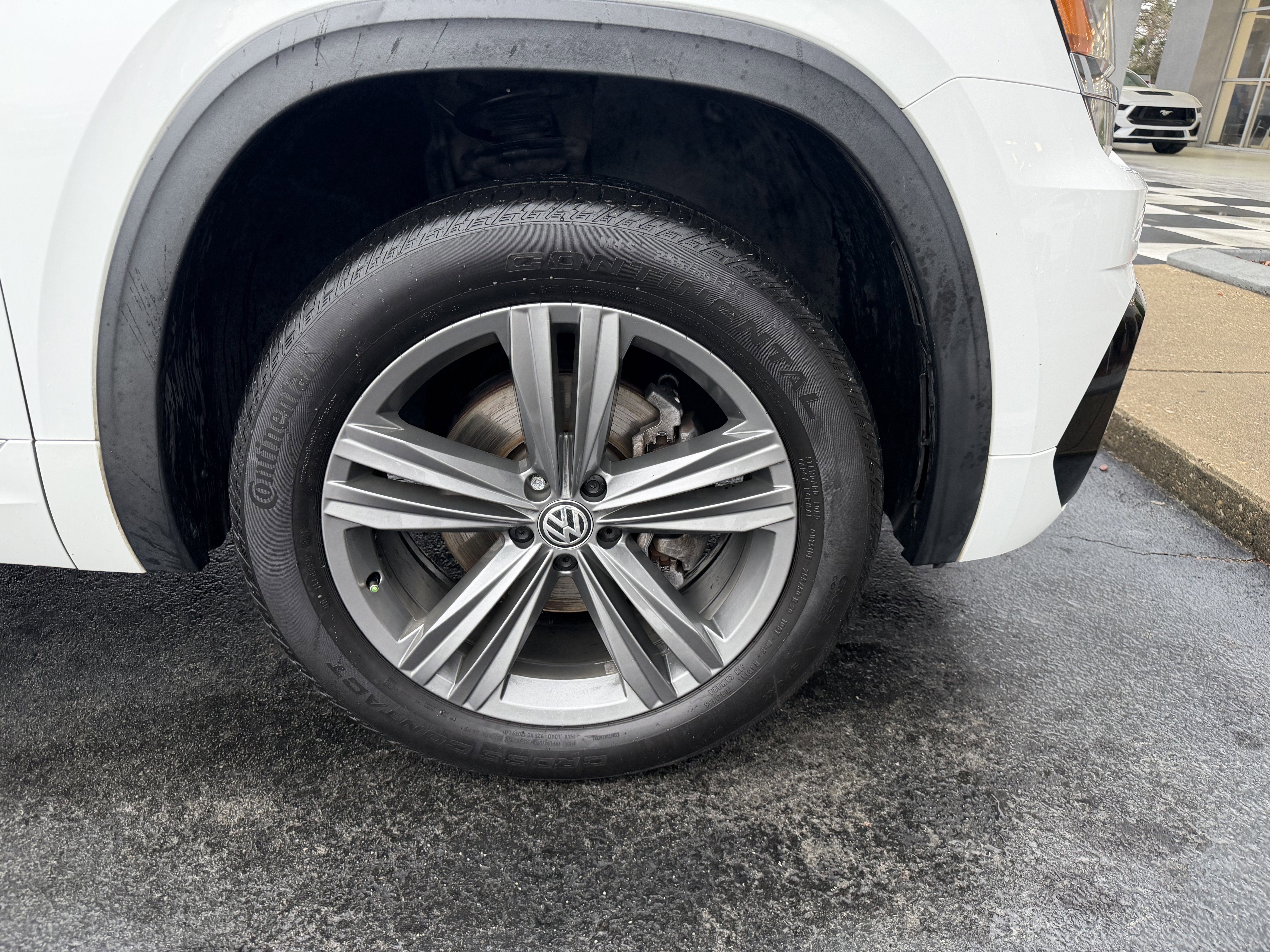 2019 Volkswagen Atlas 3.6L V6 SEL R-Line