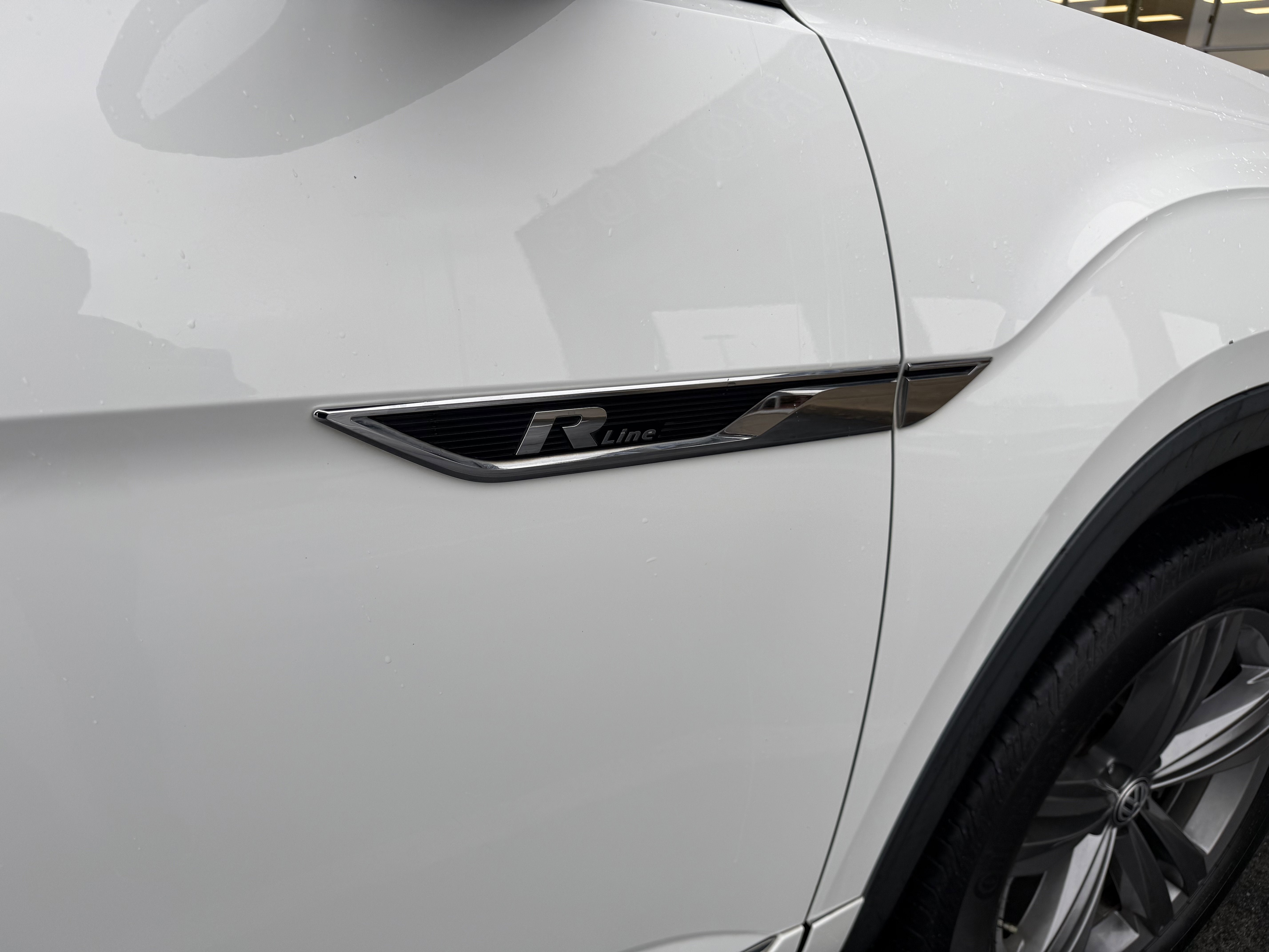 2019 Volkswagen Atlas 3.6L V6 SEL R-Line