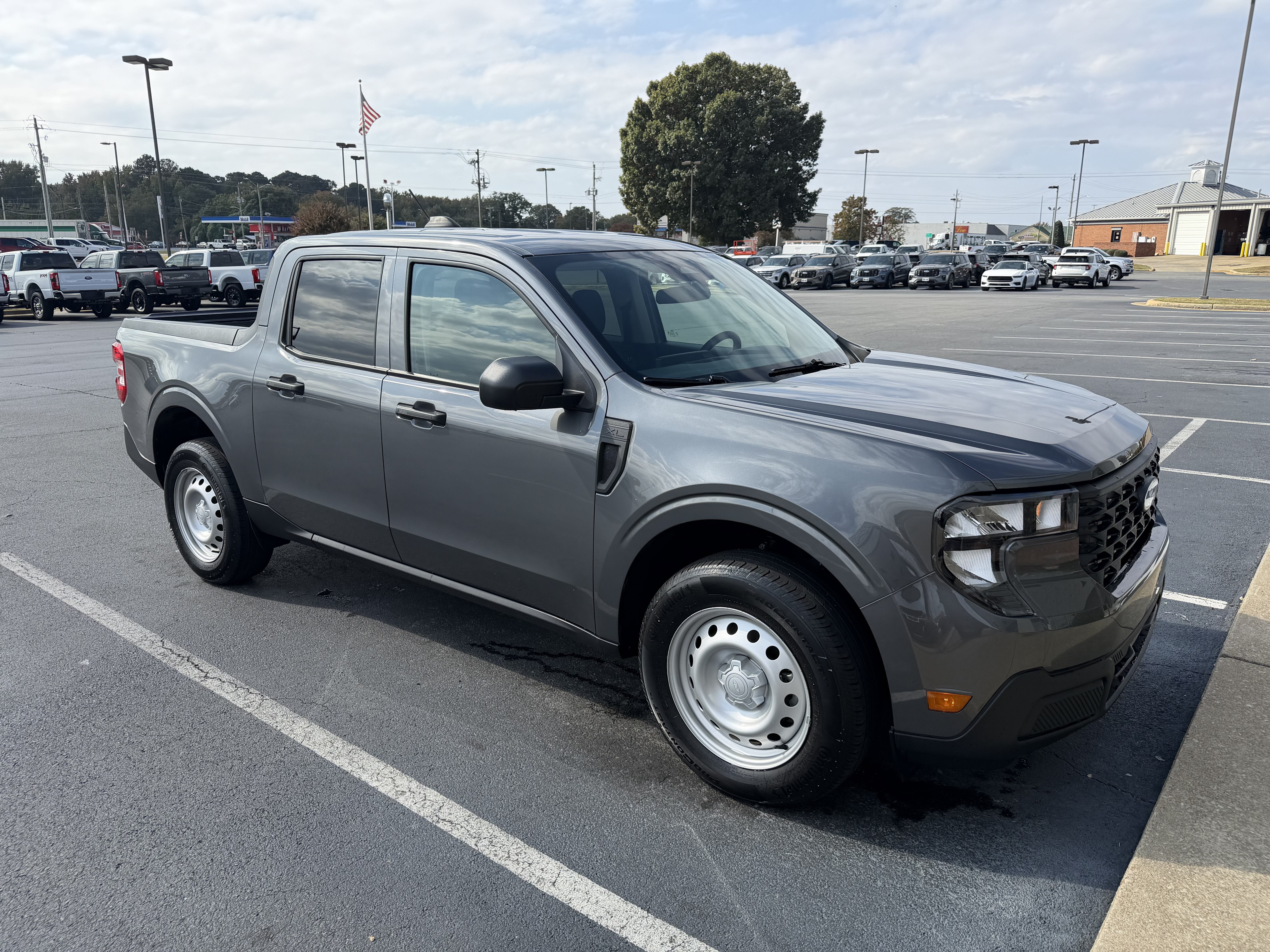 2025 Ford Maverick XL
