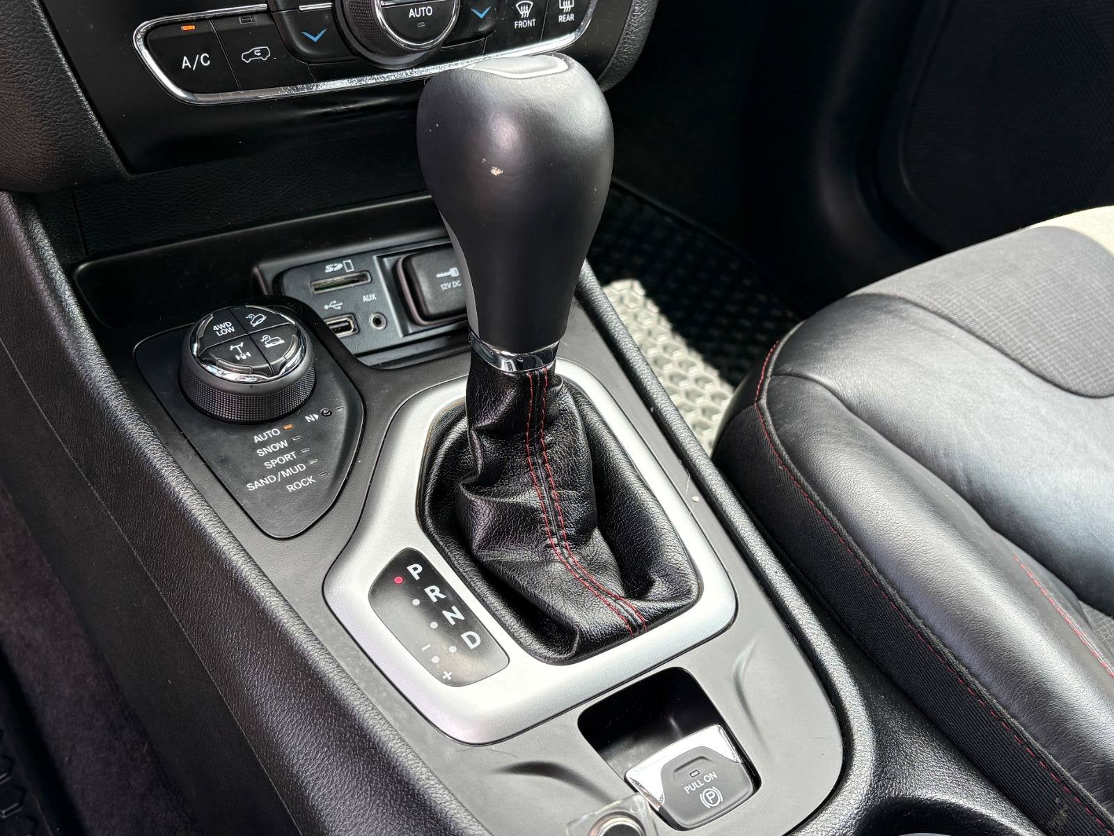 2018 Jeep Cherokee Trailhawk