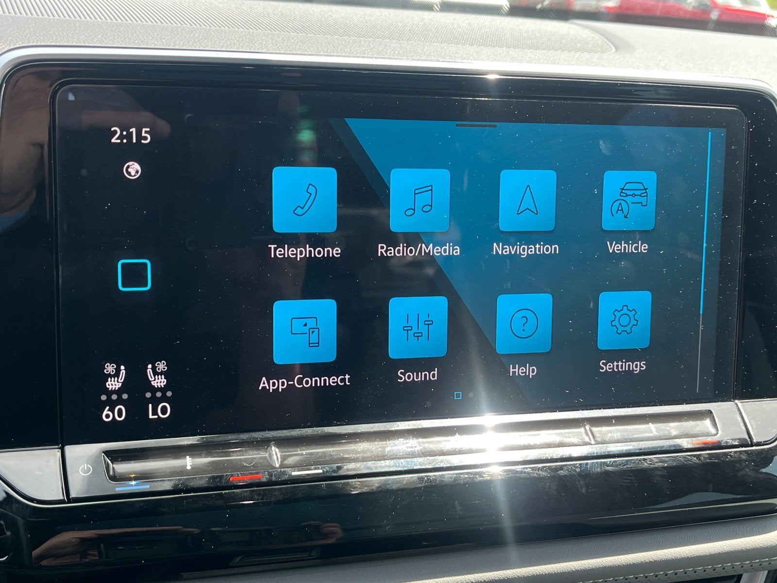 2024 Volkswagen Atlas Cross Sport 2.0T SEL R-Line